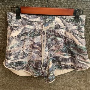 Lululemon Choose a Side Reversible Short